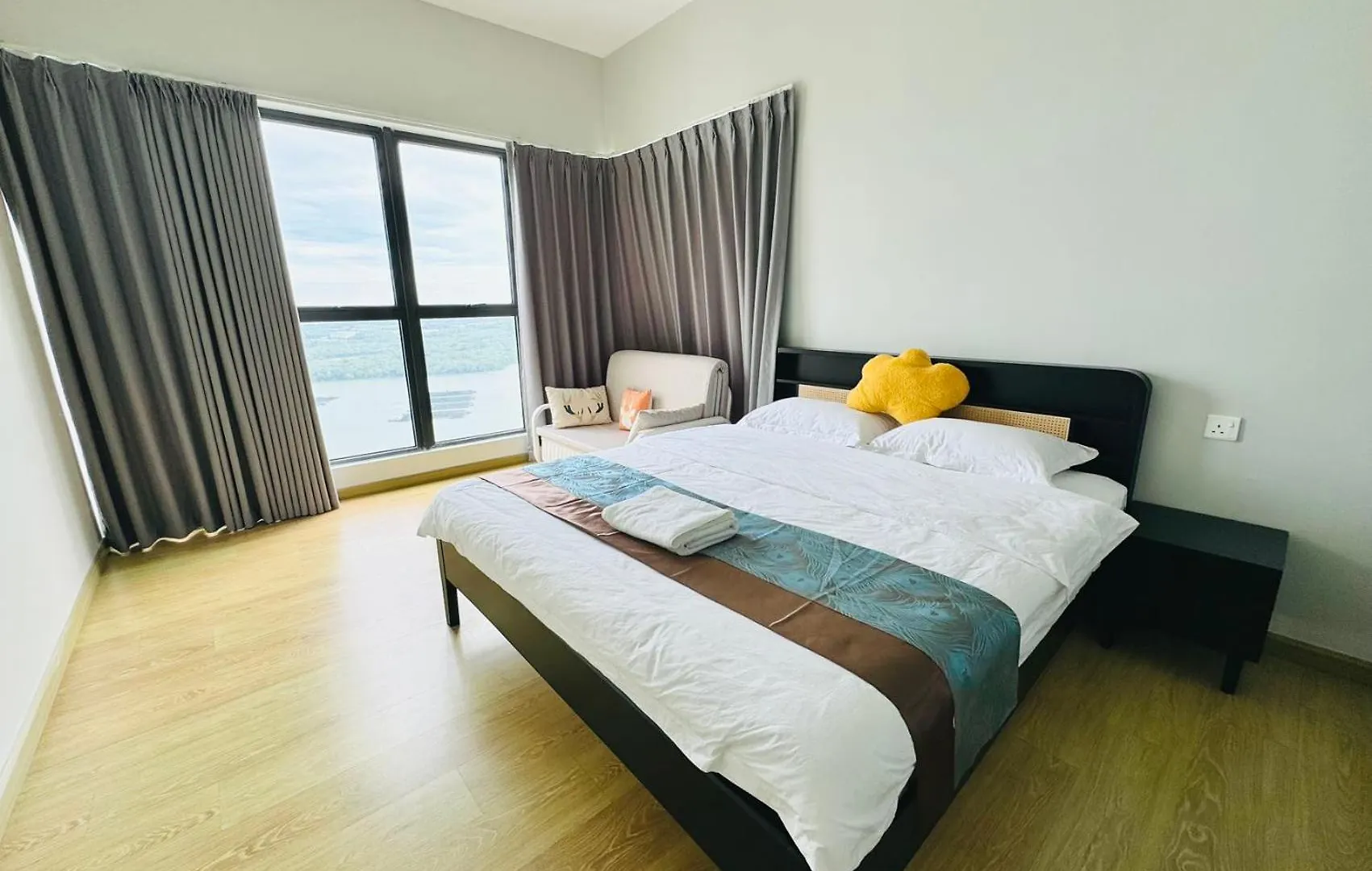 Danga Bay Seaview Laurel Blue Escape Apartment Johor Bahru Malaysia
